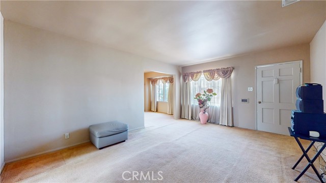 Detail Gallery Image 7 of 33 For 1934 W 108th St, Los Angeles,  CA 90047 - 4 Beds | 2 Baths