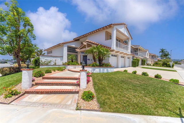 13381 Presidio Place, Tustin CA: https://media.crmls.org/medias/9c94e03c-817d-4a79-b381-9961675299c6.jpg