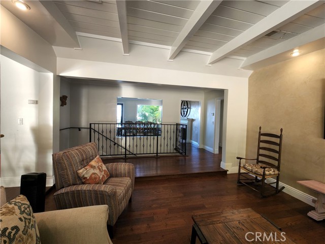 Detail Gallery Image 3 of 17 For 21549 Pacific Coast Highway, Malibu,  CA 90265 - 3 Beds | 2 Baths