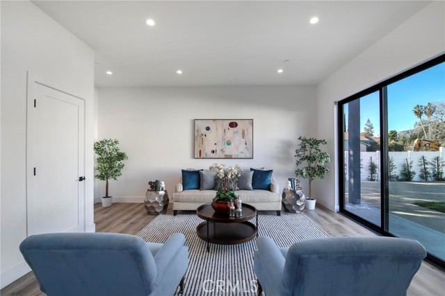 13457 Bradley Avenue, Sylmar CA: https://media.crmls.org/medias/9c9648c2-631a-42f2-9a68-d6b27ac72e83.jpg