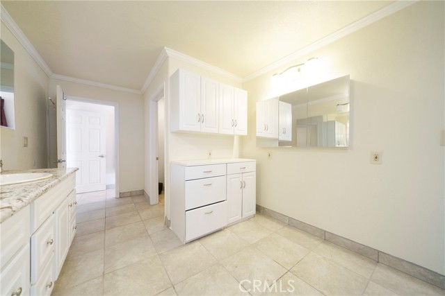 Detail Gallery Image 36 of 58 For 11020 Viento Pl, Apple Valley,  CA 92308 - 5 Beds | 3 Baths