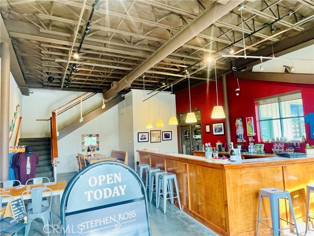 178 Suburban Road, San Luis Obispo, California 93401, ,Commercial Lease,For Rent,178 Suburban Road,CRSC25021085