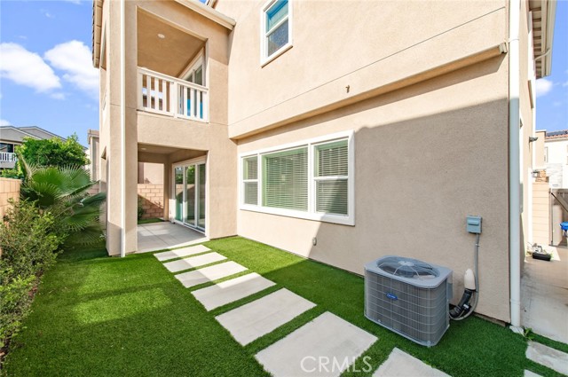 Detail Gallery Image 18 of 38 For 631 Cardona, Lake Forest,  CA 92630 - 5 Beds | 4 Baths