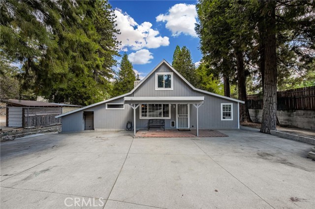 Image 3 for 320 Skyview Court, Crestline, CA 92325