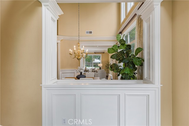 3669 Strata Drive, Carlsbad CA: https://media.crmls.org/medias/9c992b48-3e4e-4982-ba68-81ab3033b8df.jpg