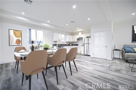 Image 3 of 24 For 3994 La Salle