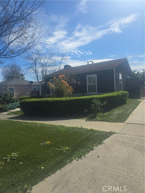 Detail Gallery Image 4 of 4 For 612 W Ellis, Inglewood,  CA 90302 - 4 Beds | 2 Baths