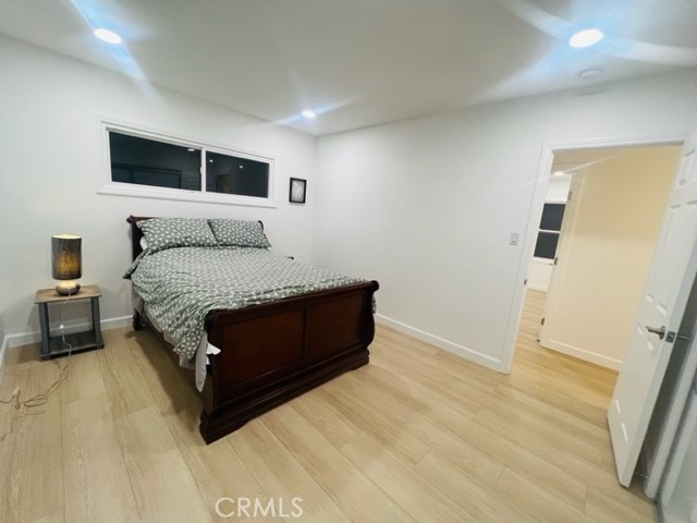 https://media.crmls.org/medias/9c9b035d-0273-42d4-abff-fb464cf941cc.jpg?preset=X-Large