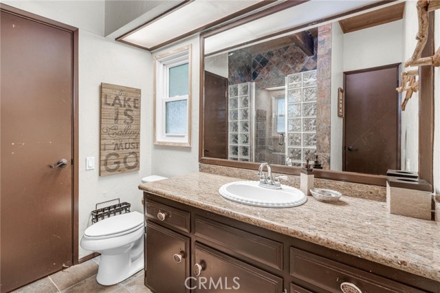 Detail Gallery Image 11 of 33 For 26565 Thunderbird Drive, Lake Arrowhead,  CA 92352 - 2 Beds | 1/1 Baths