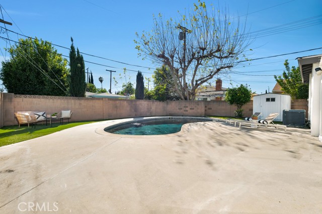 Detail Gallery Image 21 of 23 For 19844 Hemmingway St, Winnetka,  CA 91306 - 4 Beds | 2 Baths