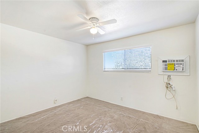 Detail Gallery Image 10 of 13 For 2242 San Padre Ave, Hemet,  CA 92545 - 2 Beds | 1 Baths