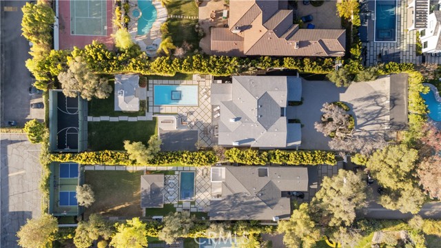 Detail Gallery Image 13 of 59 For 17528 Jayden Ln, Encino,  CA 91316 - 7 Beds | 10/1 Baths