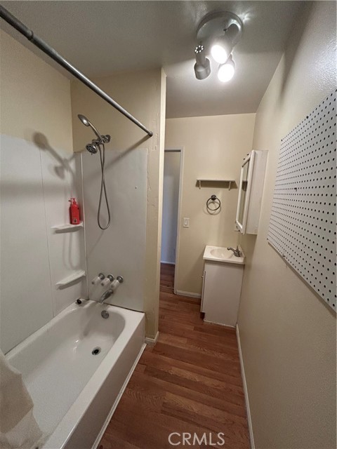Detail Gallery Image 12 of 32 For 3755 Brockton Ave, Riverside,  CA 92501 - – Beds | – Baths