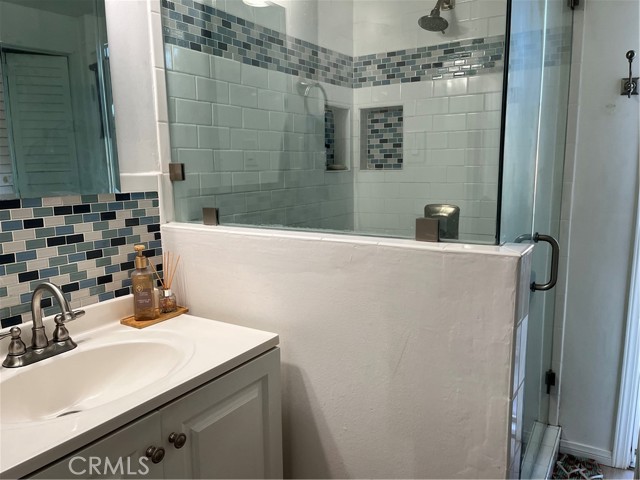 Image 7 of 16 For 15502 Halcourt Avenue