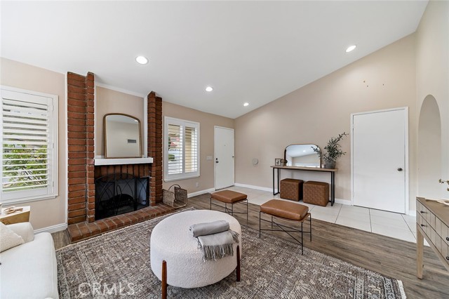 Detail Gallery Image 4 of 38 For 2720 E Melissa St, West Covina,  CA 91792 - 5 Beds | 3 Baths