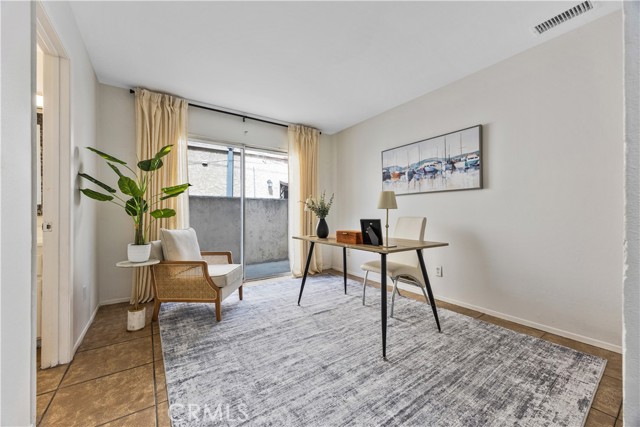 Detail Gallery Image 10 of 34 For 7315 Exeter St #12,  Paramount,  CA 90723 - 2 Beds | 2 Baths