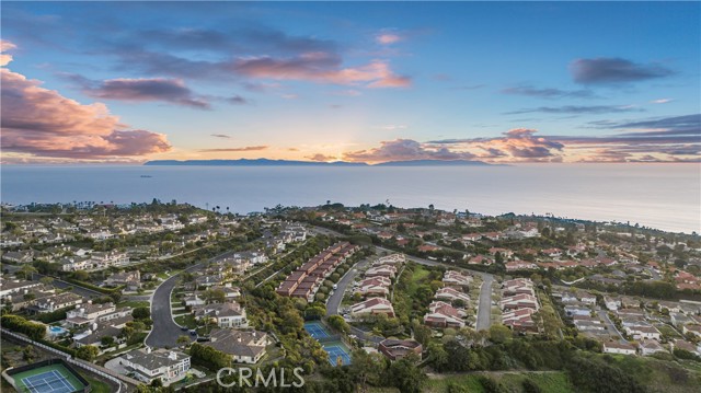 19 Coraltree Lane, Rolling Hills Estates CA: https://media.crmls.org/medias/9c9eb164-7f5a-4103-aa10-348602eae05c.jpg