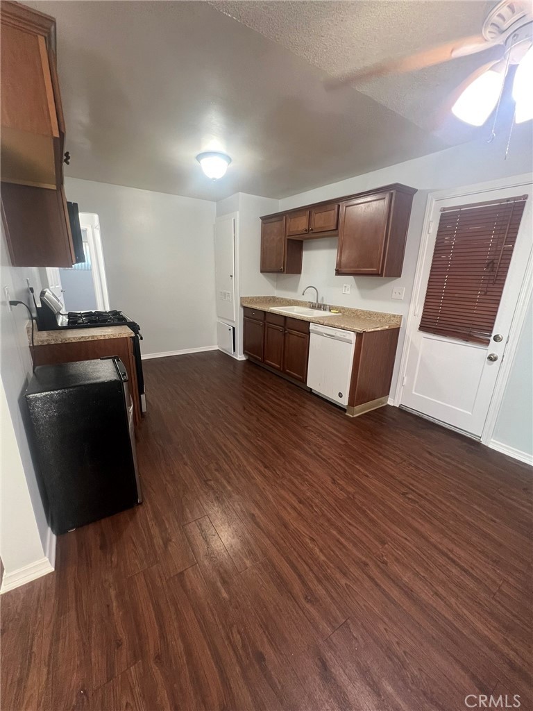 221 N San Gabriel Avenue #F
