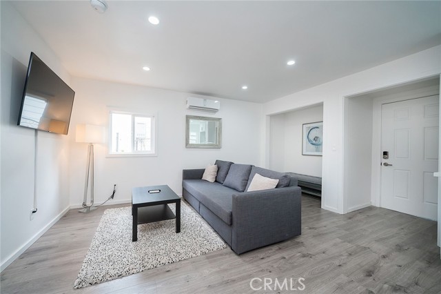 Detail Gallery Image 5 of 12 For 409 W Harvard a,  Glendale,  CA 91205 - 1 Beds | 1 Baths