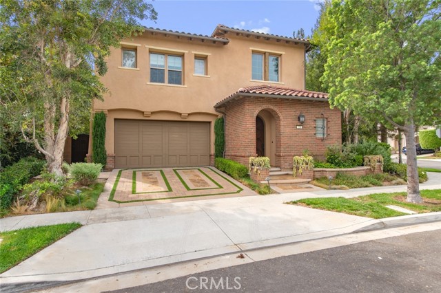 Detail Gallery Image 2 of 42 For 120 Tomato Springs, Irvine,  CA 92618 - 4 Beds | 3/1 Baths