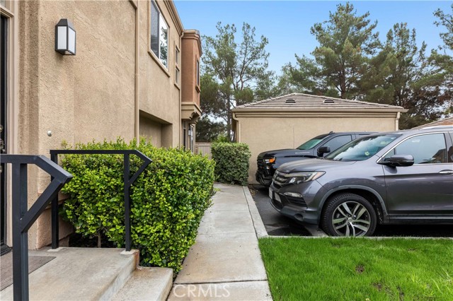 Detail Gallery Image 2 of 38 For 26939 Hillsborough Pkwy #23,  Valencia,  CA 91354 - 2 Beds | 2 Baths