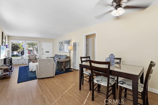 Detail Gallery Image 11 of 29 For 520 12th St, Huntington Beach,  CA 92648 - 2 Beds | 1 Baths