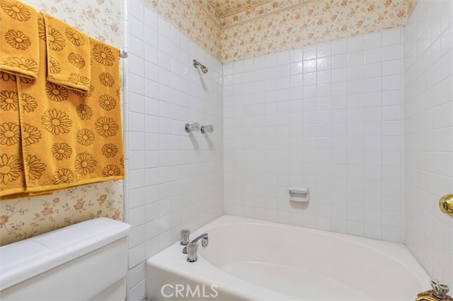 Detail Gallery Image 25 of 39 For 4466 Rainbow Ln, Yorba Linda,  CA 92886 - 4 Beds | 2/1 Baths
