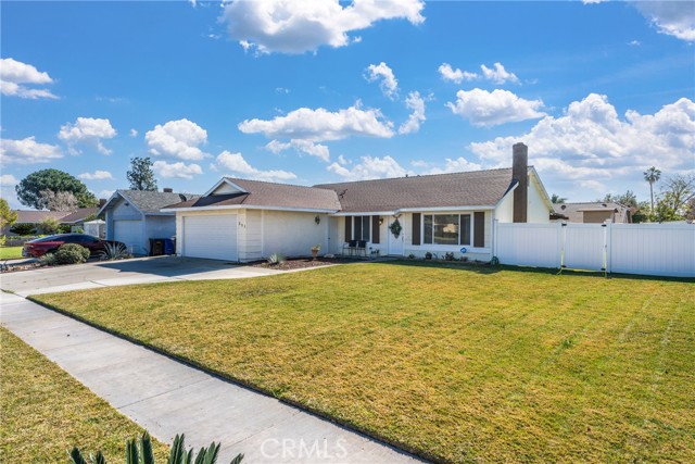 Detail Gallery Image 2 of 25 For 251 E Scott, Rialto,  CA 92376 - 3 Beds | 2 Baths