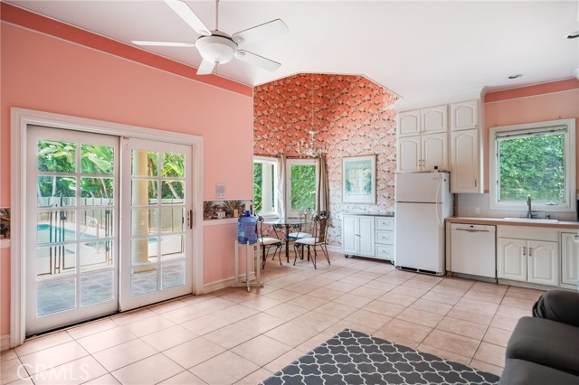 Detail Gallery Image 14 of 23 For 25731 Dillon Rd, Laguna Hills,  CA 92653 - 5 Beds | 4/1 Baths