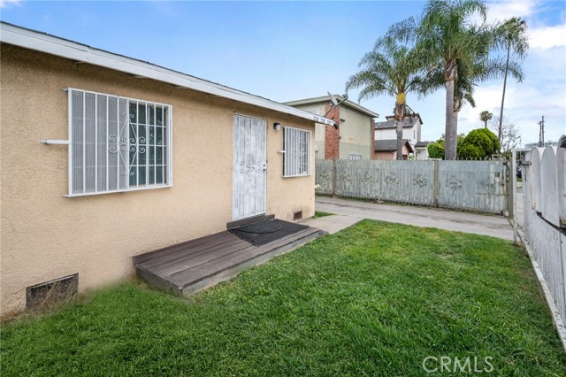 Detail Gallery Image 3 of 20 For 213 E 87th Pl, Los Angeles,  CA 90003 - – Beds | – Baths