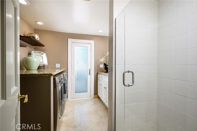 9642 James Circle, Villa Park CA: https://media.crmls.org/medias/9ca2d9bd-6543-4a35-a621-98b07ae55d4d.jpg