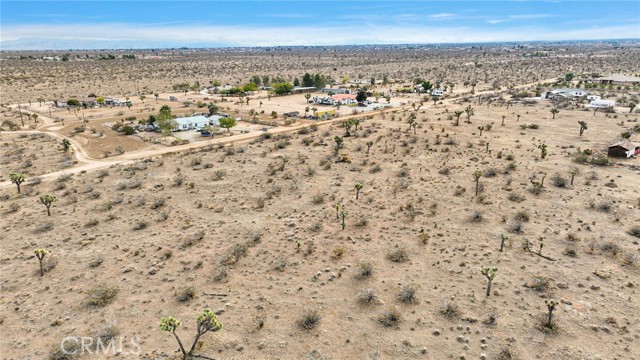 Detail Gallery Image 9 of 11 For 12432 La Mirada Rd, Phelan,  CA 92371 - – Beds | – Baths