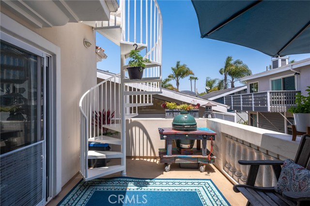 106 Francisca Avenue, Redondo Beach, California 90277, 3 Bedrooms Bedrooms, ,3 BathroomsBathrooms,Residential,Sold,Francisca,SB20100094