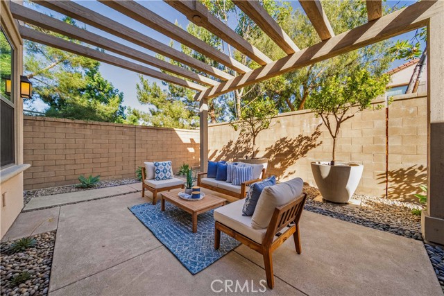 Detail Gallery Image 30 of 41 For 125 Island Coral, Irvine,  CA 92620 - 3 Beds | 2/1 Baths