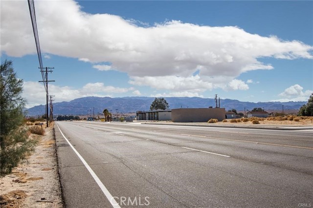 Detail Gallery Image 4 of 5 For 3995 Adobe Rd, Twentynine Palms,  CA 92277 - – Beds | – Baths