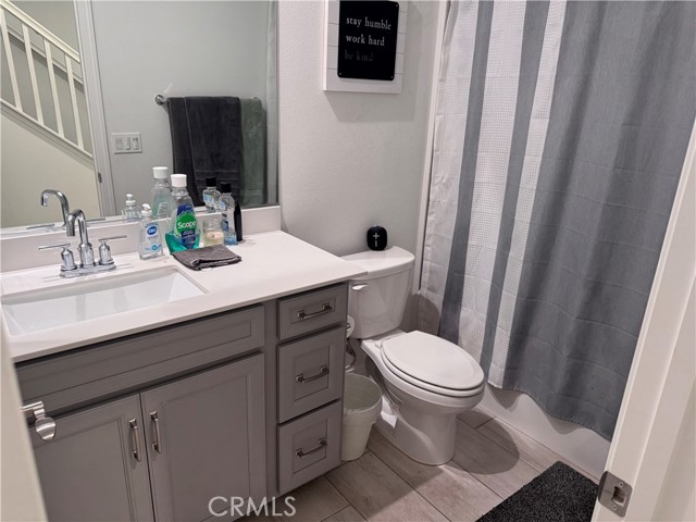 Detail Gallery Image 4 of 4 For 7589 Botany, Chino,  CA 91708 - 4 Beds | 3 Baths