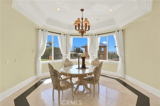 Detail Gallery Image 18 of 69 For 7231 Brandon Ct, Riverside,  CA 92506 - 6 Beds | 6/1 Baths