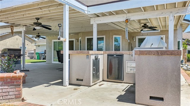 3622 Broken Twig Drive, Norco CA: https://media.crmls.org/medias/9ca6c3c8-7498-4d3c-9821-3a1d5f563a50.jpg