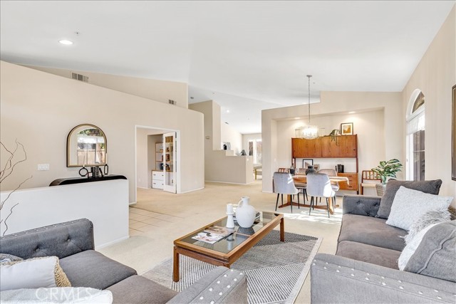 Detail Gallery Image 9 of 61 For 104 La Salle, San Clemente,  CA 92672 - 4 Beds | 2 Baths