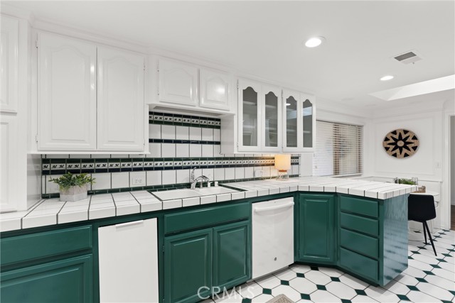 5552 Via Dos Cerros, Riverside CA: https://media.crmls.org/medias/9ca73246-8014-499b-a6b4-50845507e8cc.jpg