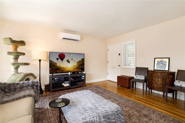 Detail Gallery Image 6 of 25 For 704 Orange Cir, Covina,  CA 91723 - 2 Beds | 1 Baths