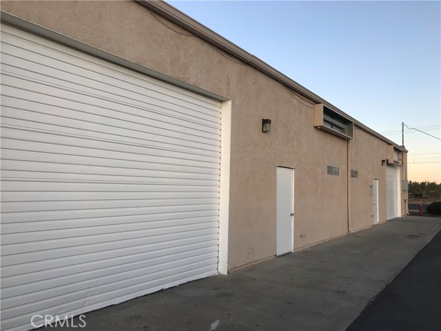 10178 I Avenue, Hesperia, California 92345, ,Commercial Lease,For Rent,10178 I Avenue,CRHD23051762