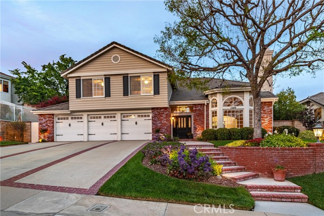 Detail Gallery Image 1 of 68 For 1280 Dumaine Ave, Oak Park,  CA 91377 - 4 Beds | 4 Baths