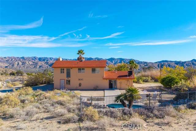 Detail Gallery Image 2 of 52 For 50720 Panorama, Morongo Valley,  CA 92256 - 3 Beds | 3 Baths