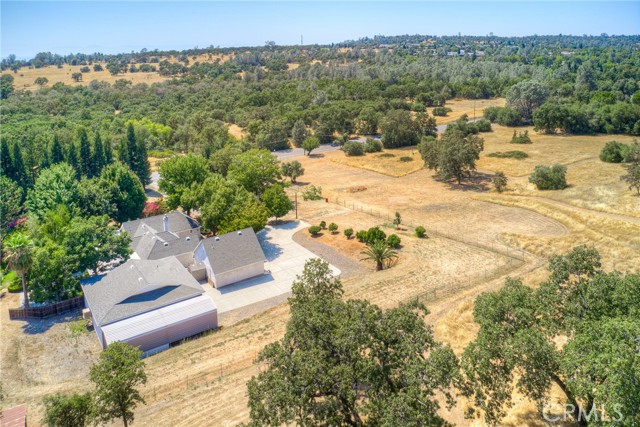 6060 Miners Ranch Road, Oroville CA: https://media.crmls.org/medias/9ca9295e-19e6-4345-8dba-07e68503aa57.jpg