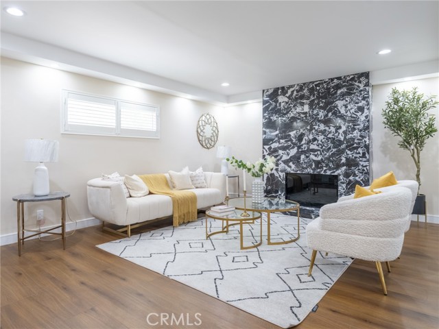 Detail Gallery Image 13 of 33 For 417 S Charvers Ave, West Covina,  CA 91791 - 4 Beds | 3 Baths