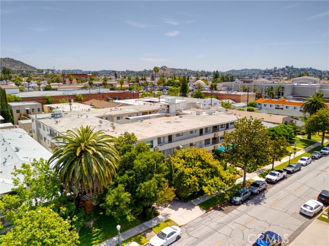 Detail Gallery Image 25 of 28 For 330 N Howard St #108,  Glendale,  CA 91206 - 2 Beds | 2 Baths