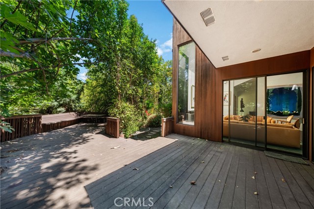24865 Long Valley Road, Hidden Hills CA: https://media.crmls.org/medias/9cab31b8-3f9c-4452-ab7a-096de5597484.jpg