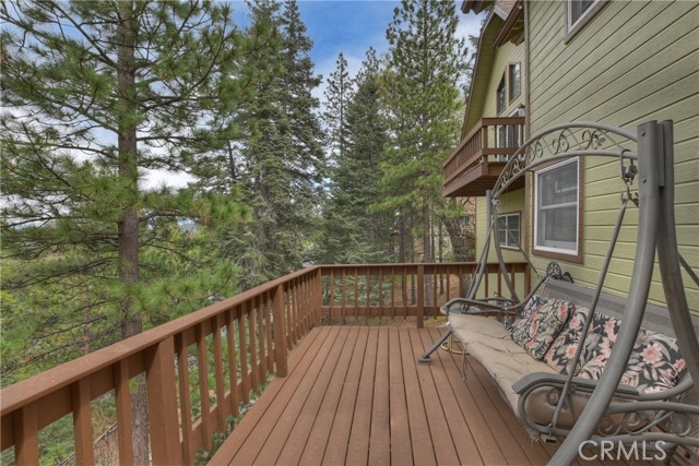 26349 Walnut Hills Drive, Lake Arrowhead CA: https://media.crmls.org/medias/9cad4416-9742-48fc-b705-0f6fb18ba03e.jpg