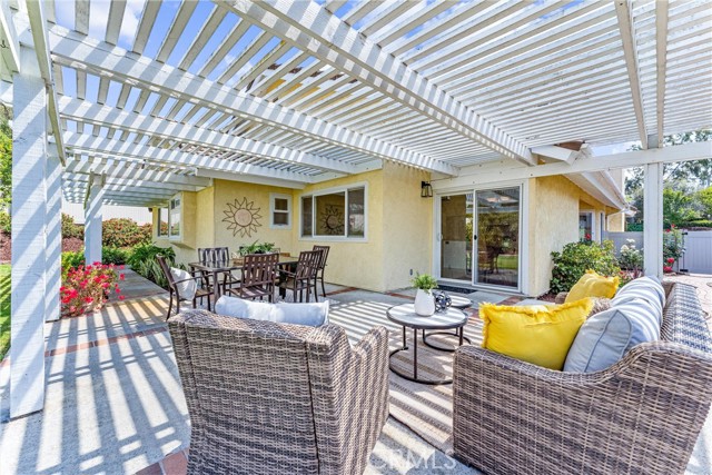 Detail Gallery Image 9 of 50 For 26291 Alameda Ave, Laguna Hills,  CA 92653 - 3 Beds | 2 Baths